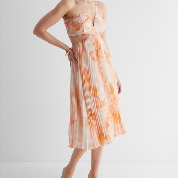 Express pleated cutout midi dress - Picture 1 of 3
